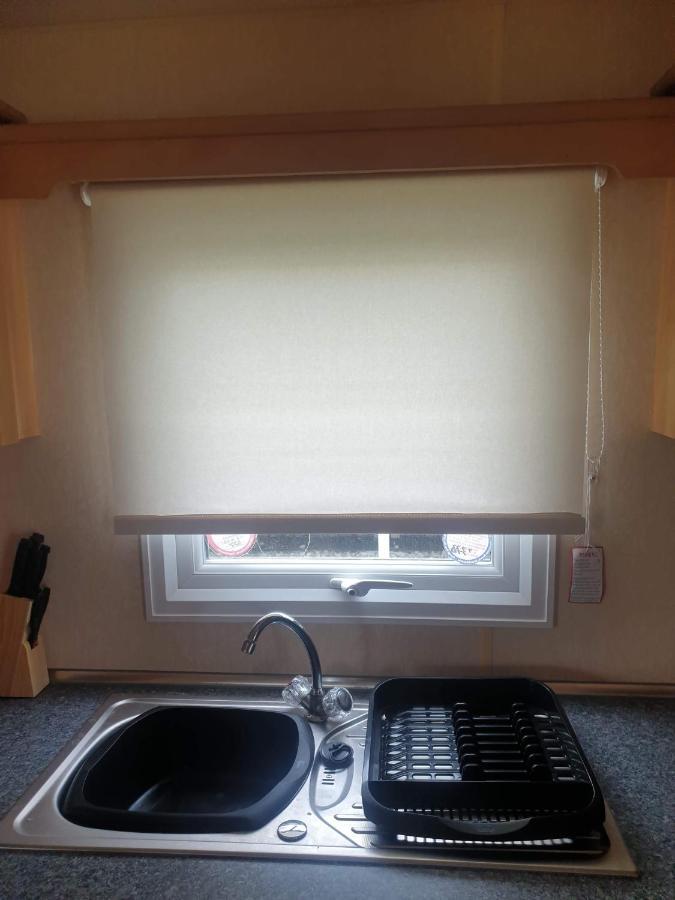 Yellow 3 Caravan Ingoldmells 6 Berth 3 Bedrooms * Skegness